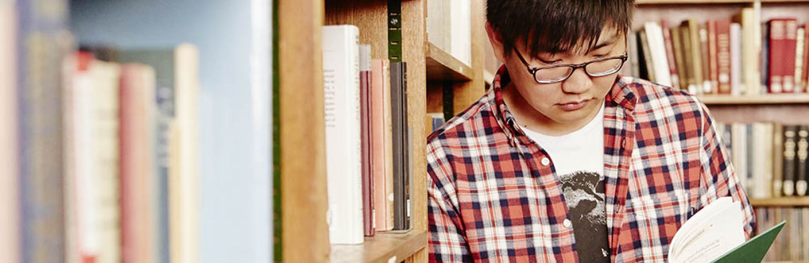 Student in library